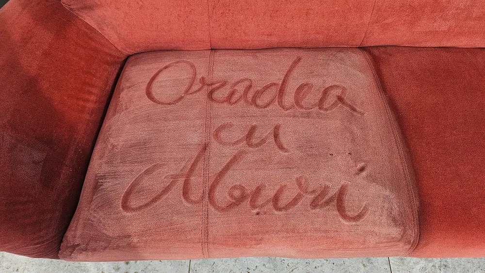 spalare canapea oradeacuabur